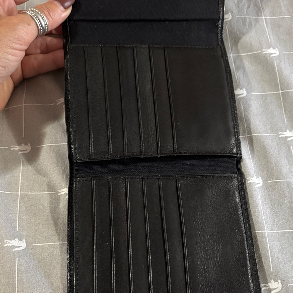 Harley-Davidson Black Embossed Leather Wallet - Picture 3 of 7